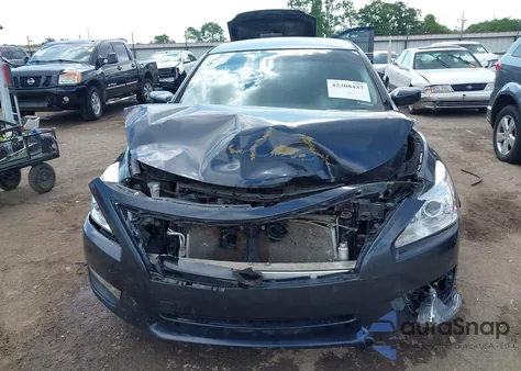 2015 Nissan Altima 2.5 S из США, поврежденный, VIN 1N4AL3AP2FN376922